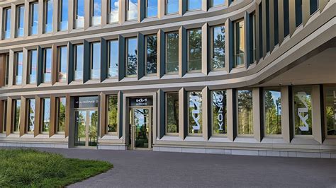 hermes adlershof